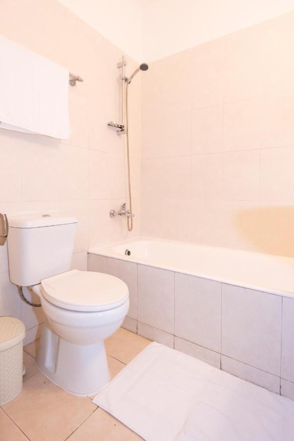 Ferienwohnung Viola Flat 303 Larnaka Exterior foto
